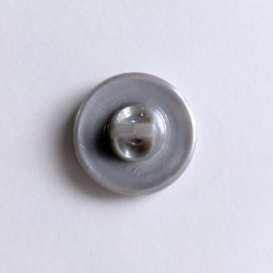 イルジナ 灰色｜チェコ Vintageガラスボタン 18mm 1個  Nr.cz261 4枚目の画像