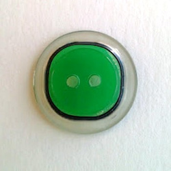 パプリカ  緑｜ヴィンテージボタン 17mm 1個（日本製デッドストック）Nr.rb025 3枚目の画像