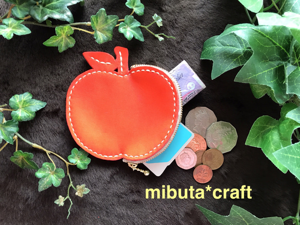 Orange のりんごちゃんコインケース 2枚目の画像