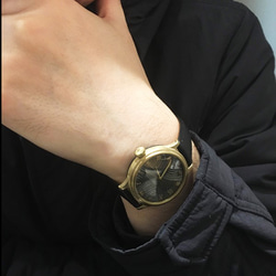 mizuna水無／真鍮色の腕時計（文字盤黒色）【受注制作】メンズ 手作り腕時計 刻印（名入れ）可能 5枚目の画像