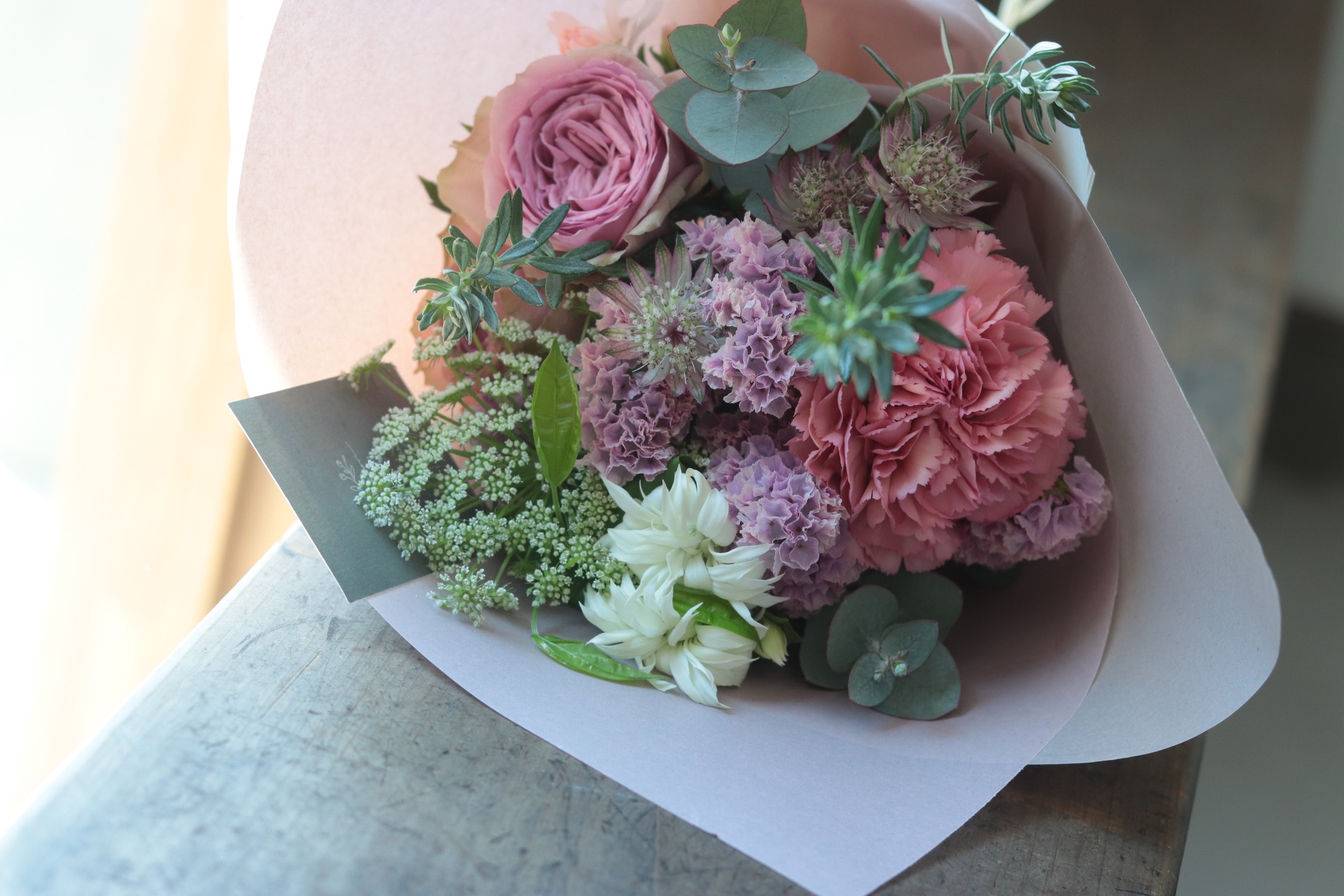 ピンクブーケ　母の日　生花　誕生日　ウエディング　結婚式　敬老の日