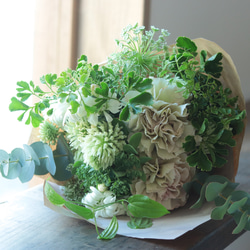 生花ブーケ　グリーン　誕生日　ウエディング　結婚式　花束　ブーケ 2枚目の画像