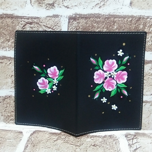 トールペイント☆バラ柄のお薬手帳カバー☆黒 その他ケース アクア  