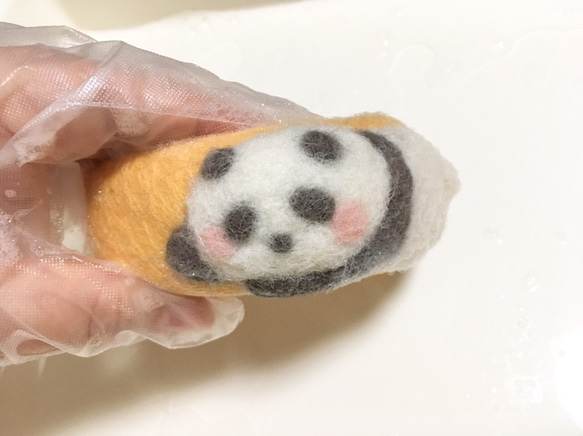育てるパンダのバングル♡ゴールデンイエロー☆羊毛フェルトアクセサリー 8枚目の画像