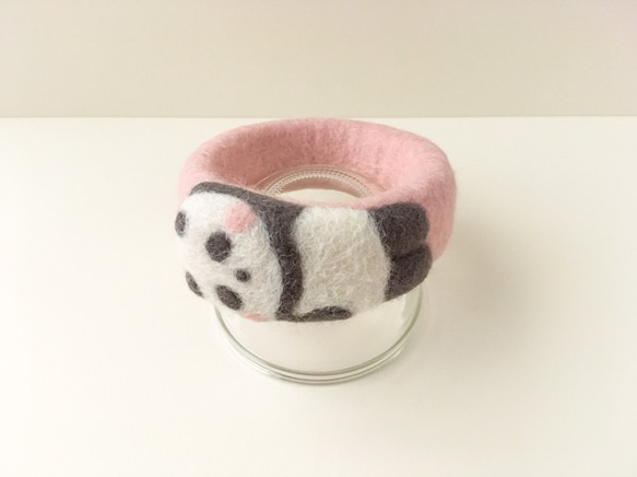 育てるパンダのバングル♡ピンク☆羊毛フェルトアクセサリー 4枚目の画像