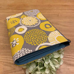 送料無料 ♪ 北欧 和風 ミックスフラワー ♡ L字ファスナー ジャバラ マルチケース Mサイズ 6枚目の画像