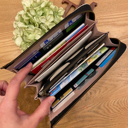 送料無料 ♪ 手描き調 大きなドット ♡ L字ファスナー ジャバラ マルチケース Sサイズ 2枚目の画像