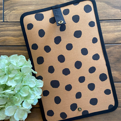 送料無料 ♪ 手描き調 ドット♪ オトナ可愛い 母子手帳マルチケース 3枚目の画像