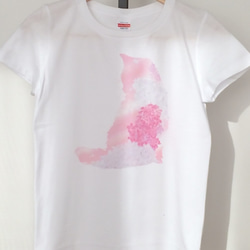 かわいい子猫とライラックのＴシャツ　ピンク　受注制作　サイズいろいろ 1枚目の画像