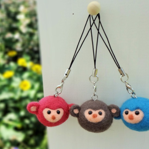 カラフルモンキーキーホルダー4点セット まんまるモンキーストラップ (一個の価格です) 携帯ストラップ
