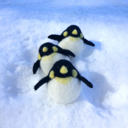 ペンギンさんのおきあがりこぼし(１個の価格です) 1枚目の画像