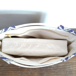 ◯ファスナーポケット付きバッグインバッグ 紫ジグザグ柄　北欧柄 5枚目の画像