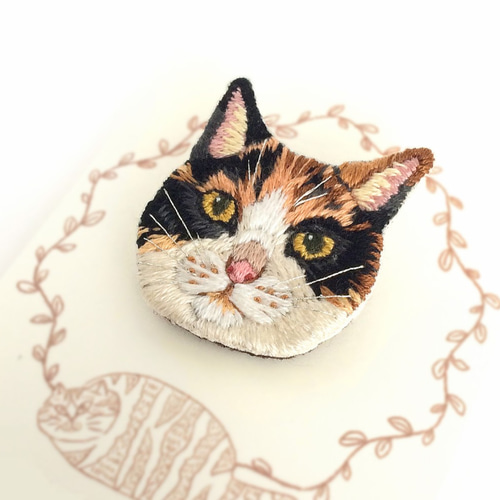 三毛猫さん (刺繍ブローチ) ブローチ ツチノコノネコ 通販 4491398