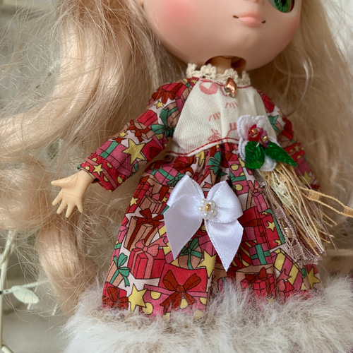 ミディブライスアウトフィット プレゼントボックスワンピース リボン