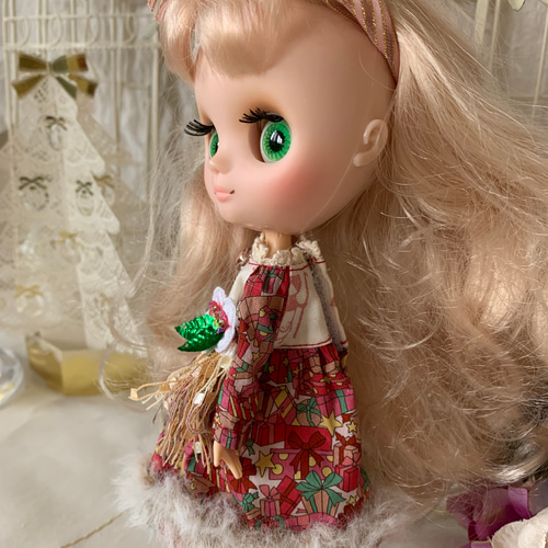 ミディブライスアウトフィット プレゼントボックスワンピース リボン