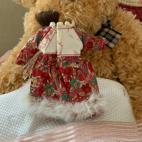 ミディブライスアウトフィット プレゼントボックスワンピース リボン