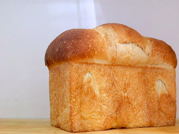 プレゼントしたくなる食パン 1枚目の画像
