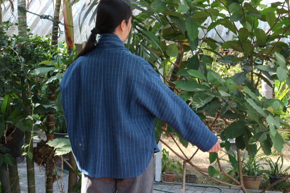 【 春の新作 】 インディゴ・手織り・ドルマンスリーブジャケット 4枚目の画像