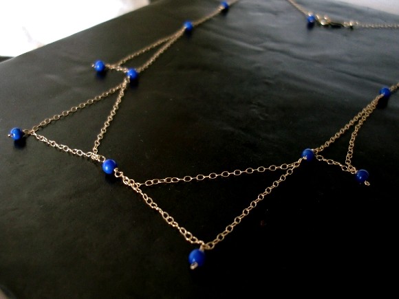 ラピスラズリの星ネックレス