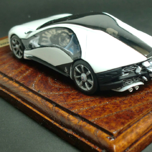 アルファロメオ　パンディオン　1/43 完成品　ベルトーネ　PANDION Alfa Romeo pandion その他置物 yoji 通販 148495｜Creema(クリーマ