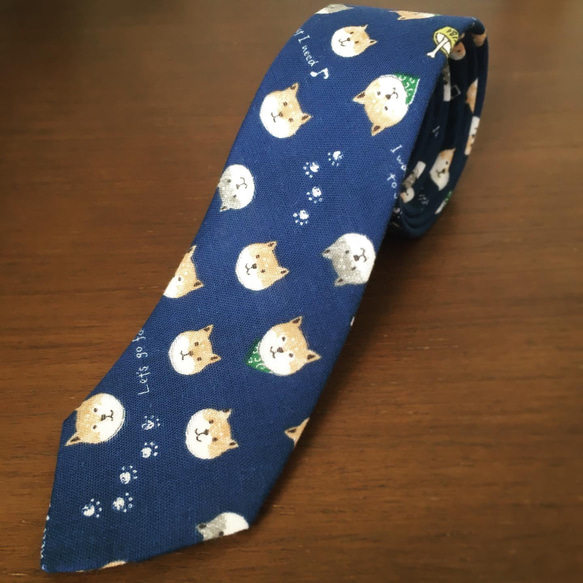 【ネクタイ】紺柴犬　《プレゼントにもオススメ♪》 2枚目の画像