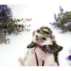 羊毛フェルト人形  『 ハリネズミ  ( hedgehog  ) / 手のひらサイズ ② 』 7枚目の画像