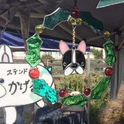 【受注販売】わんこステンドグラスのクリスマスリース（犬（フレンチブルドッグ）） 2枚目の画像