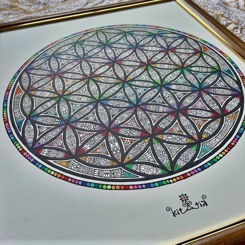 切り絵 花 華 原画 直筆サイン入り 1点物 美術品 初夏の宴 原初の花】原画 絵画 kitatik 通販 12967745｜Creema(クリーマ)