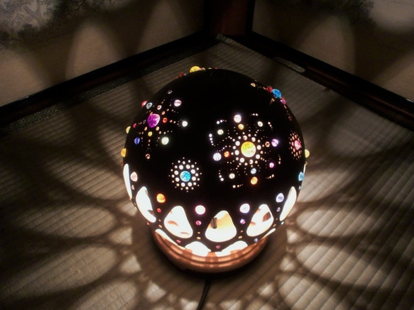 ひょうたんランプ「床に曼荼羅その玉型」 3枚目の画像