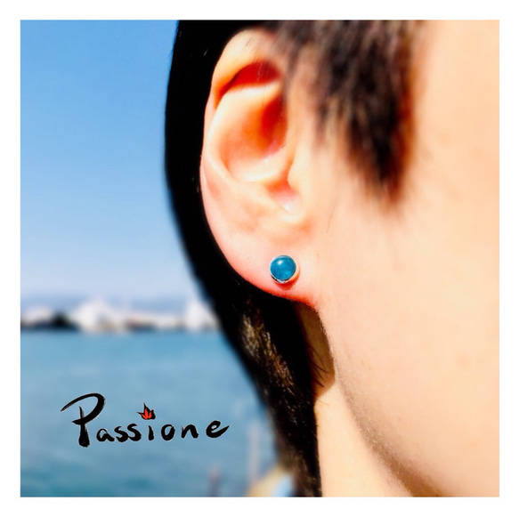 一つ石のシンプルピアス/シルバー/アパタイト/ワンポイント/silver/apatite/pierce/6mm 4枚目の画像