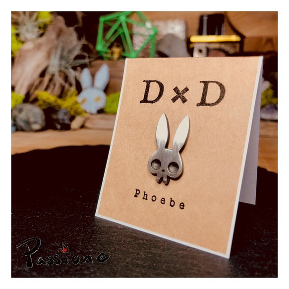 DoKuRoDoKuRo ドクロピンバッジ(L)/ウサギ/シルバー製 2枚目の画像