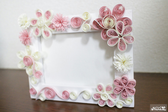 【写真立て】PINK×WHITE  ペーパークイリング～Paper Quilling～ 3枚目の画像