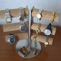 腕時計スタンド　12本掛け角度付き　木製リングスタンド角トレイ 2枚目の画像
