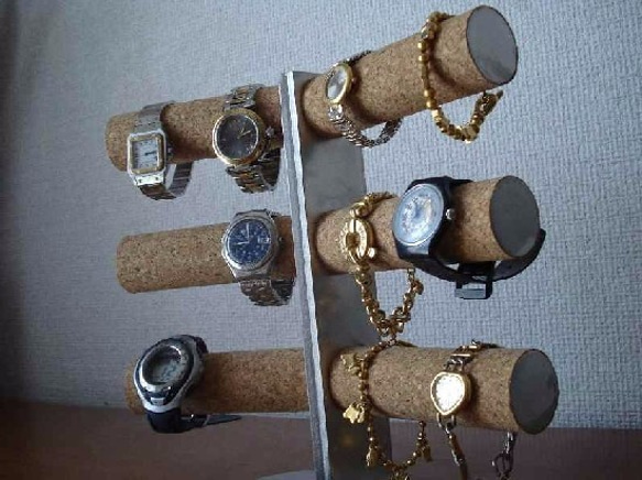 腕時計スタンド　12本掛け角度付き　木製リングスタンド角トレイ 6枚目の画像