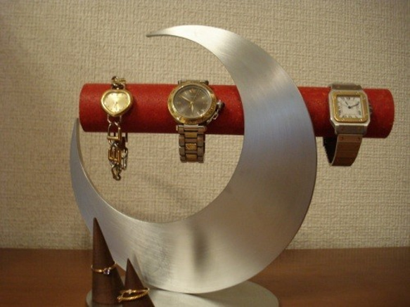 プレゼント！！レッド三日月腕時計スタンド　　N13223 5枚目の画像