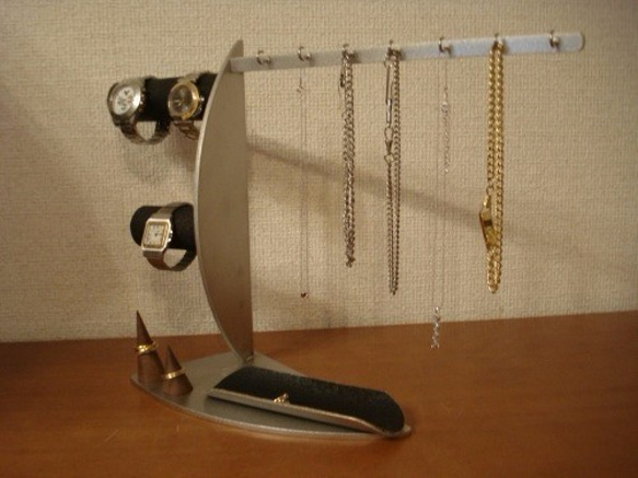 時計スタンド　ネックレス7本、腕時計3本、リング2ヶブラックアクセサリースタンド 1枚目の画像