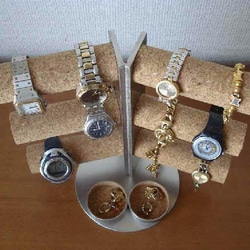 誕生日プレゼントに　12本掛け角度付き腕時計スタンド　ダブル丸トレイ 3枚目の画像