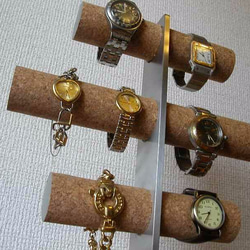 腕時計スタンド　ステンレス製8本掛けインテリア腕時計収納スタンド丸トレイ 3枚目の画像