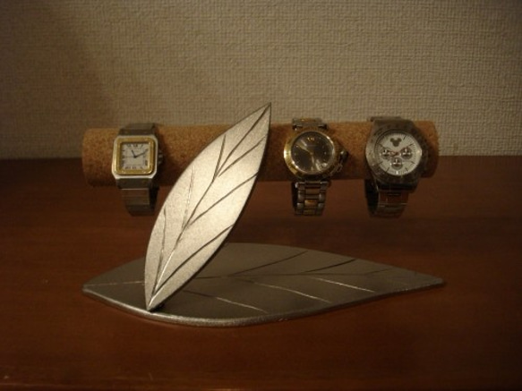 恋人へのプレゼントに！ダブルリーフ腕時計スタンド　スタンダード 6枚目の画像