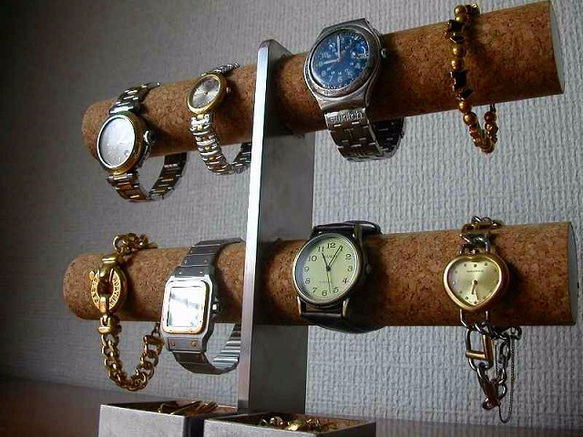 プレゼントに！ダブルトレイ8本掛けインテリア腕時計スタンド 3枚目の画像