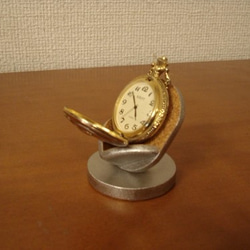 懐中時計スタンド　父の日に　横向き懐中時計蓋開きディスプレイスタンド 6枚目の画像