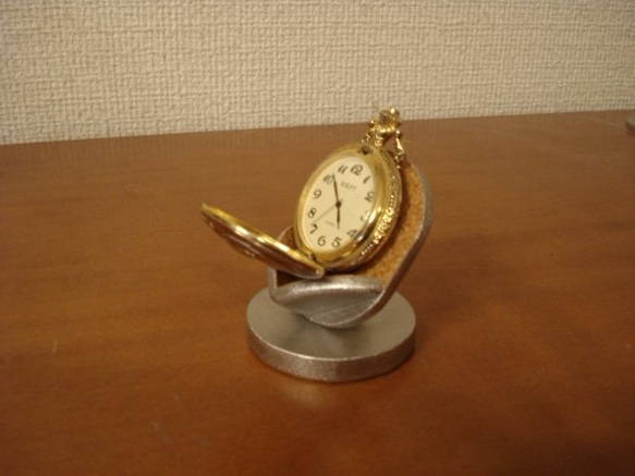 懐中時計スタンド　父の日に　横向き懐中時計蓋開きディスプレイスタンド 6枚目の画像