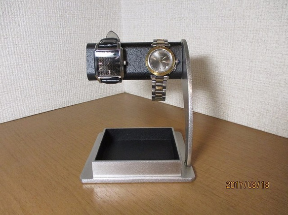 だ円パイプの角度を変更できるブラック腕時計スタンド　受注販売 4枚目の画像