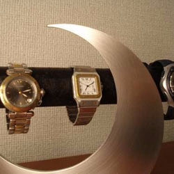 NEW！クリスマスプレゼントに♪　三日月ムーン腕時計スタンドブラック　指輪スタンド 4枚目の画像