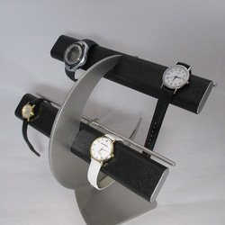 誕生日プレゼントに！ブラック革バンド専用三日月腕時計スタンド 　受注生産　No.170406 2枚目の画像