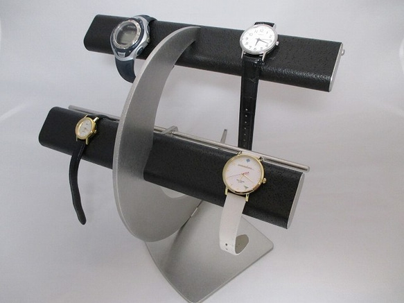 誕生日プレゼントに！ブラック革バンド専用三日月腕時計スタンド 　受注生産　No.170406 6枚目の画像