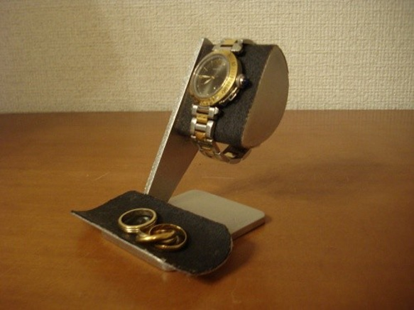 彼氏の誕生日プレゼントに　ブラック半円トレイ付き腕時計スタンド  No.130228 8枚目の画像