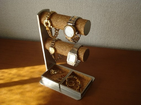 腕時計を飾る　丸パイプ2段でかいトレイ4〜6本掛け腕時計スタンド 　ak-design　No.81114 