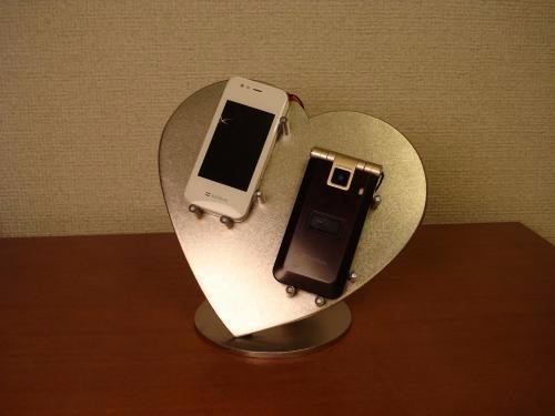 クリスマスプレゼントに　夫婦orカップル携帯電話スタンド