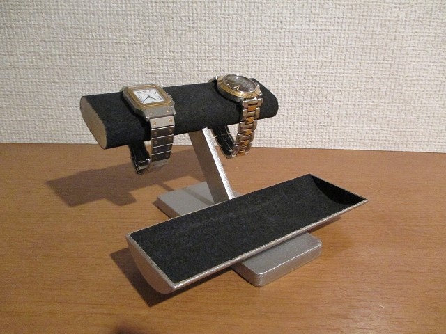 だ円パイプの角度が緩いどっしり安定ブラック腕時計スタンド